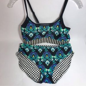 Lime Ricki 2 Piece Bralette & Bottoms Bikini Swimsuit Size L